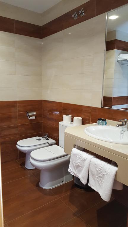 Hotel Valle Las Luinas โซโตเดอลุยญา ภายนอก รูปภาพ