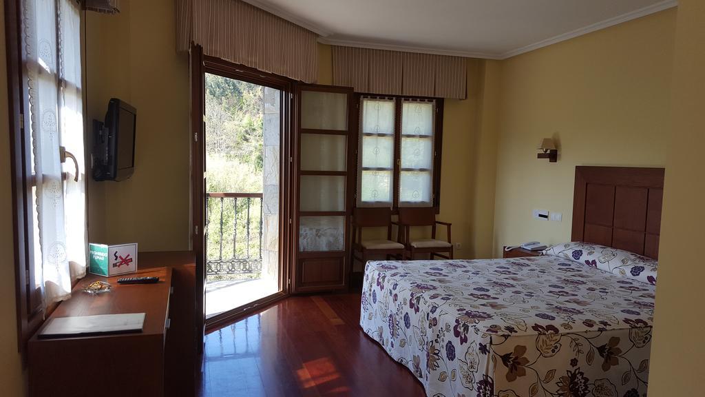 Hotel Valle Las Luinas โซโตเดอลุยญา ภายนอก รูปภาพ